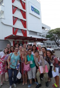 Picture of Group outside of Hospital in Neiva